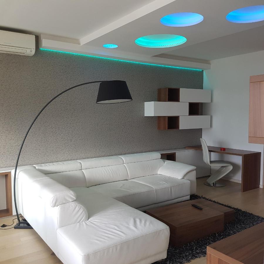 Adela Apartments 3 Morska Vila Сплит Екстериор снимка