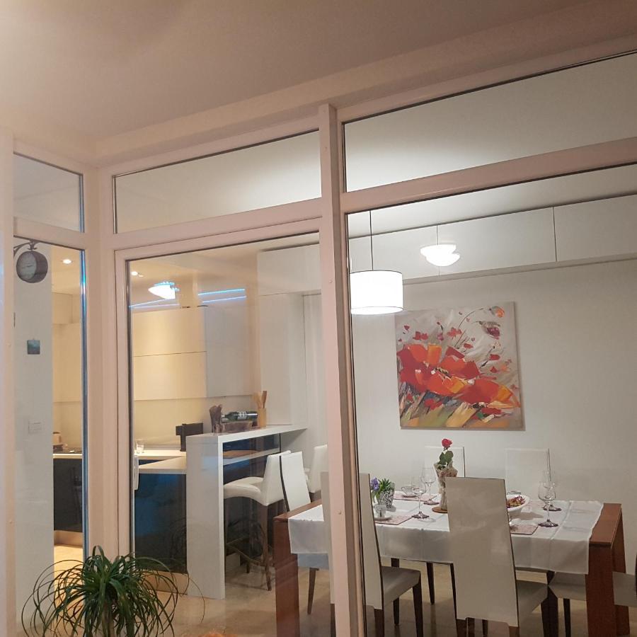 Adela Apartments 3 Morska Vila Сплит Екстериор снимка