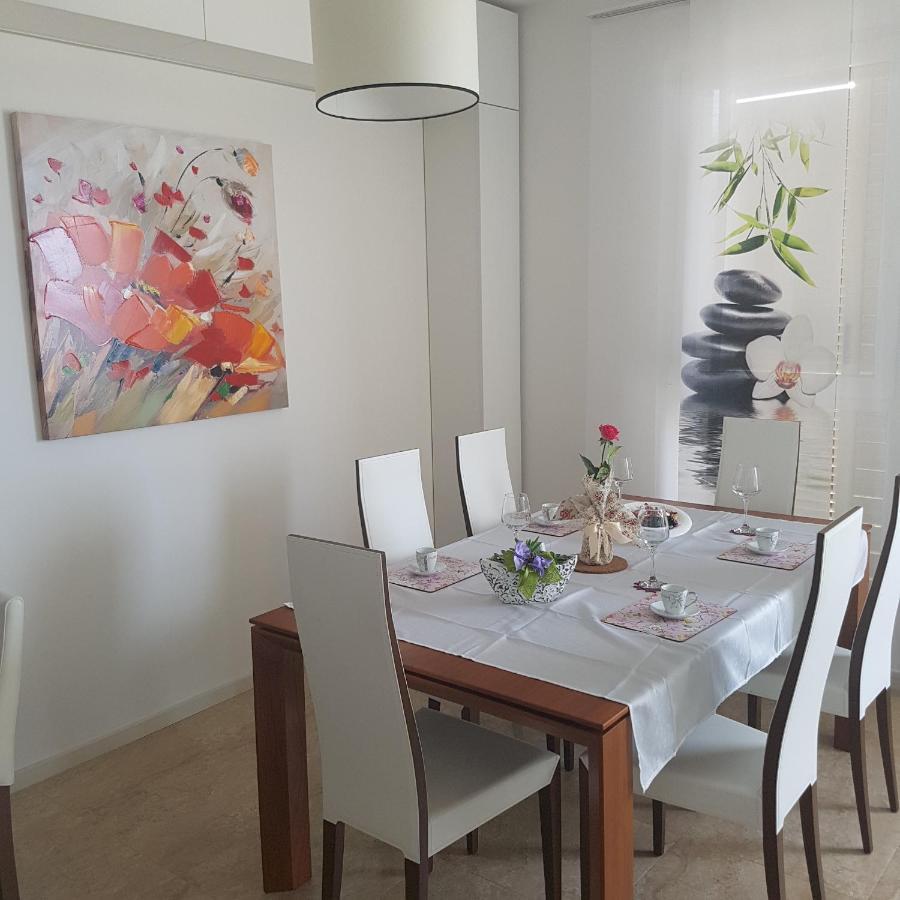Adela Apartments 3 Morska Vila Сплит Екстериор снимка
