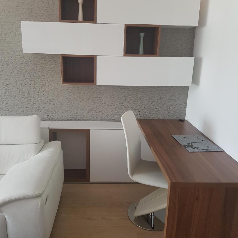 Adela Apartments 3 Morska Vila Сплит Екстериор снимка