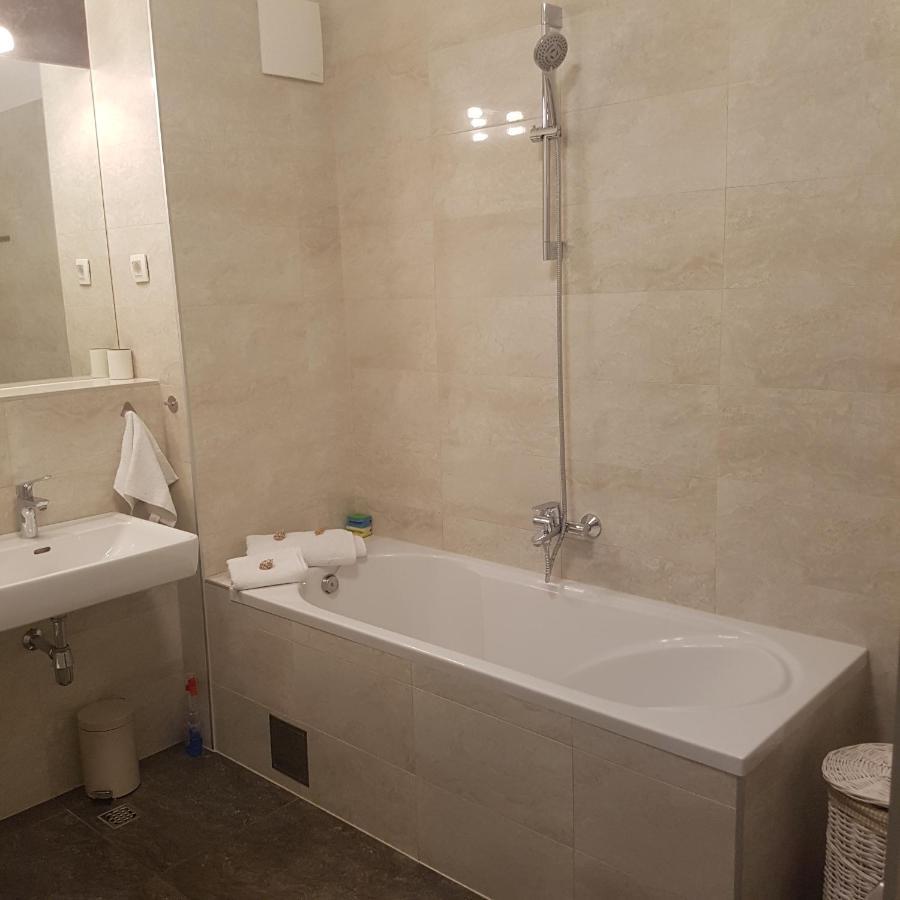 Adela Apartments 3 Morska Vila Сплит Екстериор снимка