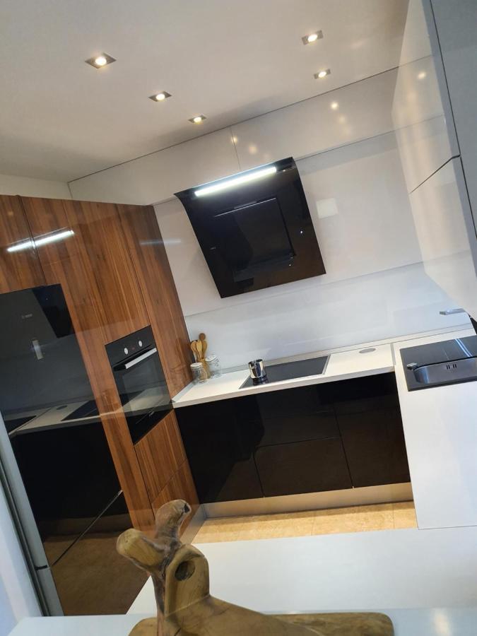 Adela Apartments 3 Morska Vila Сплит Екстериор снимка